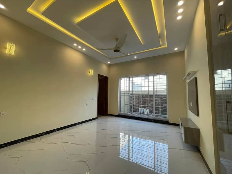 1 Kanal Beautifully Designed Spanish House for Rent in DHA Phase 8 6