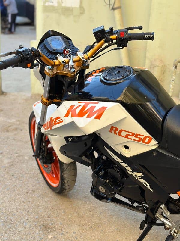 KTM DUKE 250CC replica 1