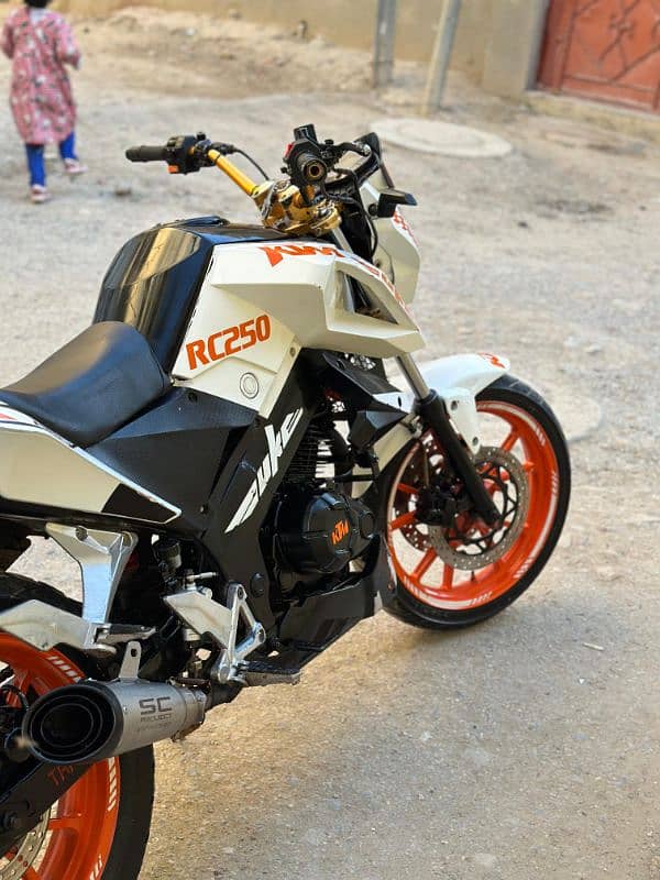 KTM DUKE 250CC replica 3