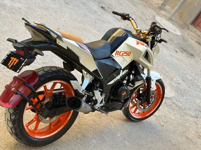 KTM DUKE 250CC replica 9