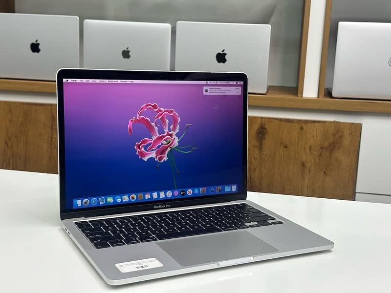 MACBOOK PRO 2019  CORE-i7 (4-core)  32 GB RAM - 512 GB SSD 4