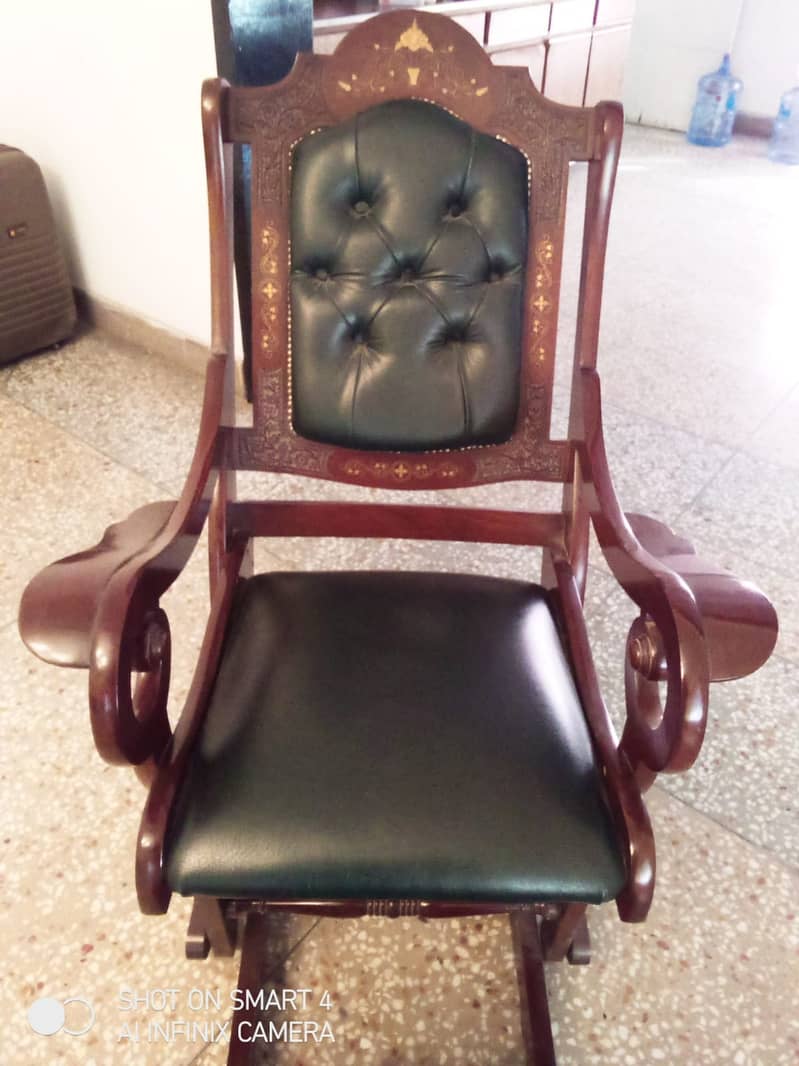 Rocking Chair Set–Bought from Lok Versa –Excellent Condition 1