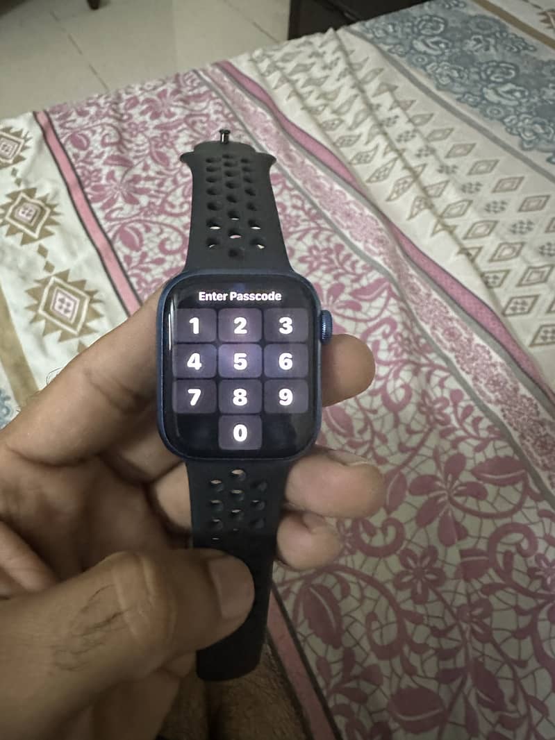 Apple Watch 7 GPS 41mm 0