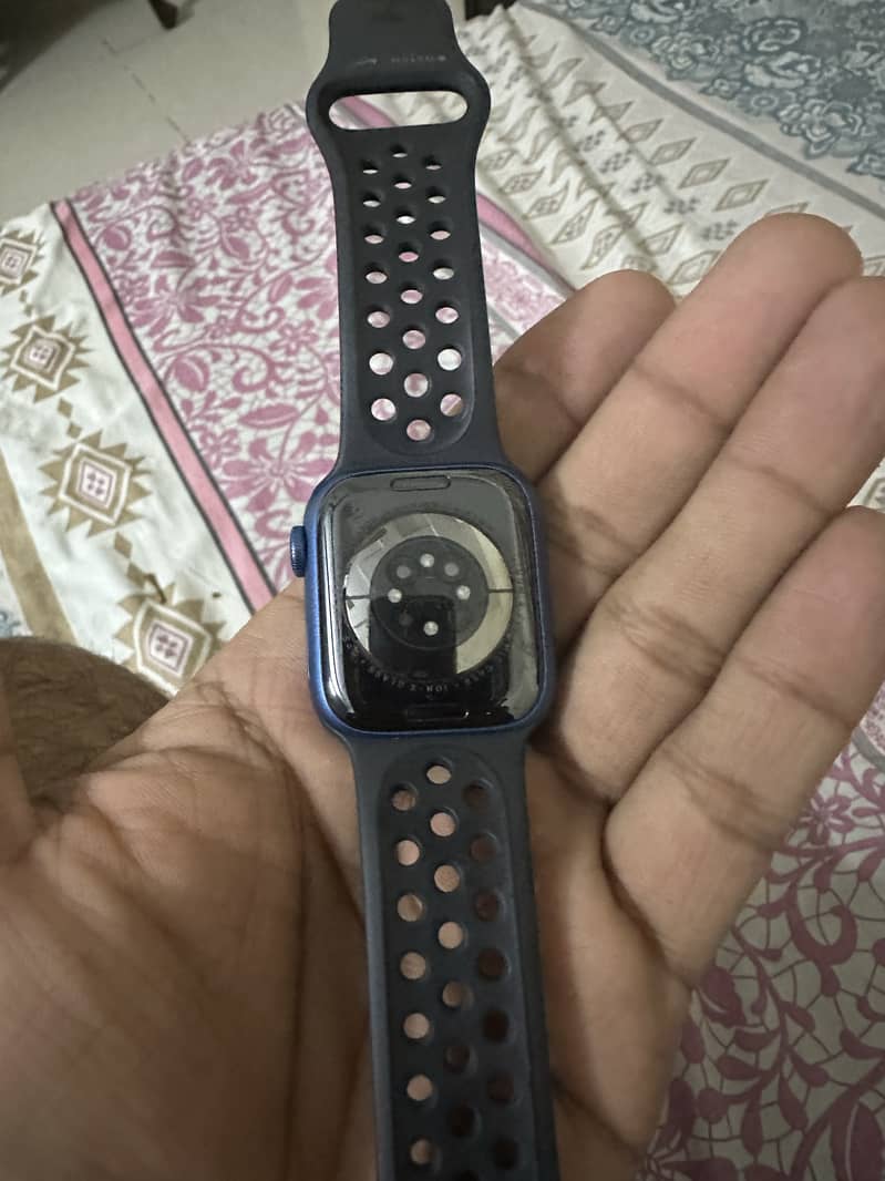 Apple Watch 7 GPS 41mm 3