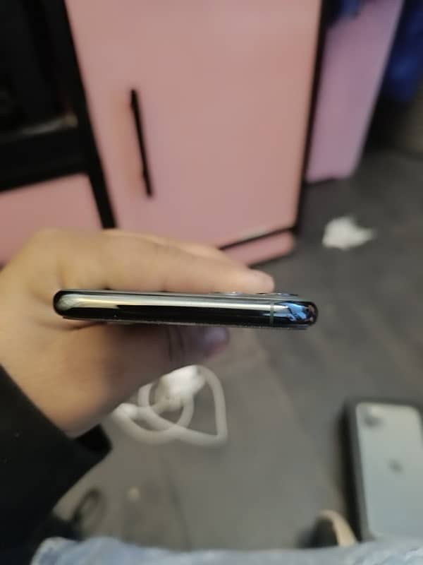 iPhone 11 Pro Max dual sim pta official 6