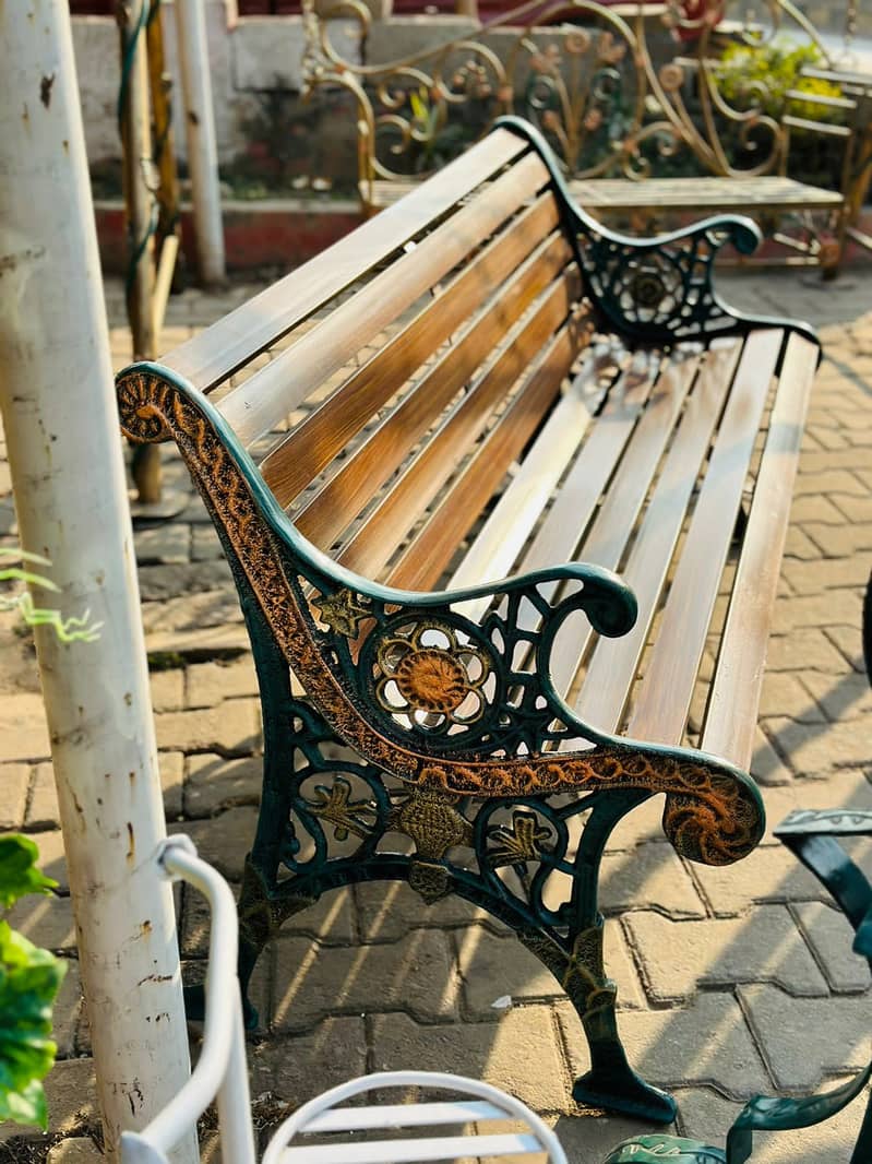 Garden and park outdoor benches, iron benches, patio Metal 1