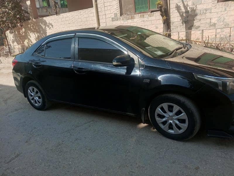 Toyota Corolla Altis 2016 10