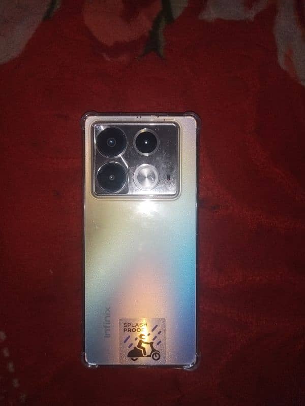 infinx note 40 good condition 8+5.256 0