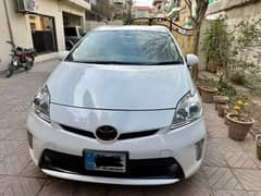 Toyota Prius S 1.8 2015