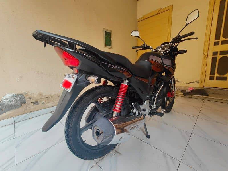 HONDA CB 150F ONLY 11KUSED 9