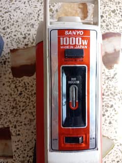 sanyo vacuum cleaner with accessories