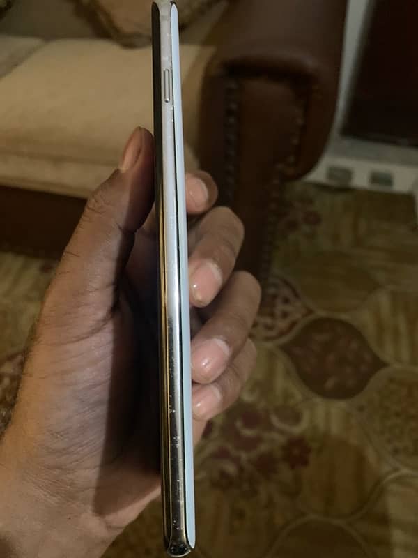 Samsung S10 Plus 5