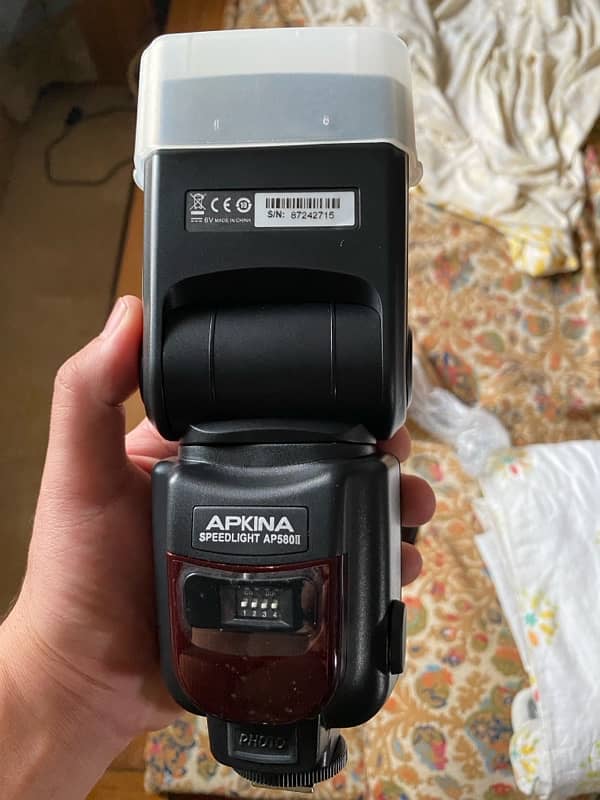 APKINA AP580 II Flashgun 2