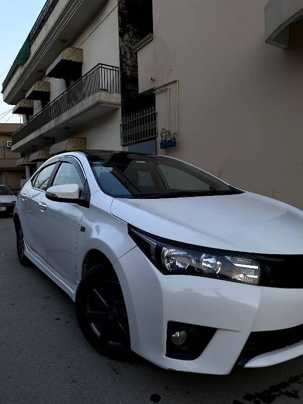 Toyota Altis Grande 2015 0