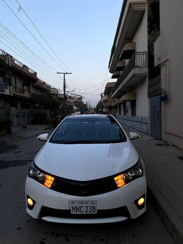 Toyota Altis Grande 2015 5