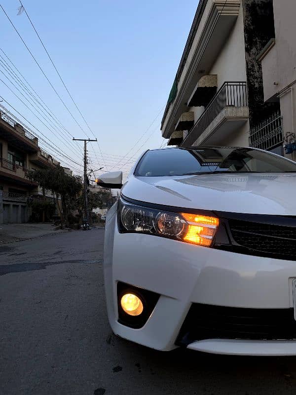 Toyota Altis Grande 2015 10