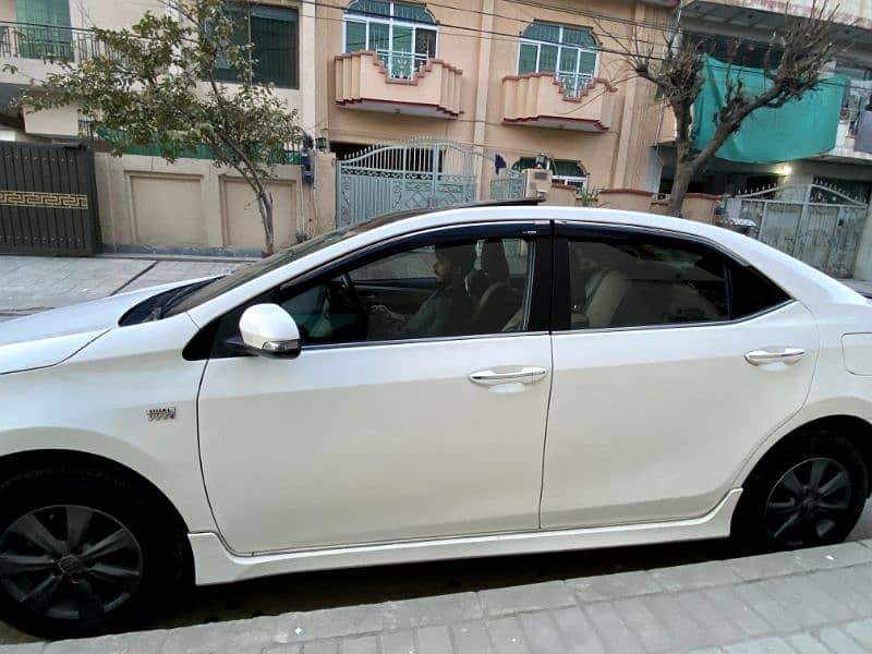 Toyota Altis Grande 2015 17