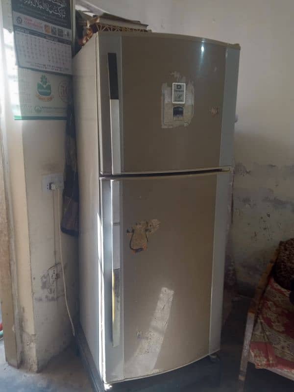 fridge for sale dawlance 0