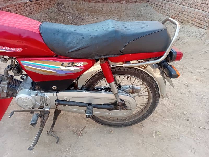 Honda 70cc Genuine 3