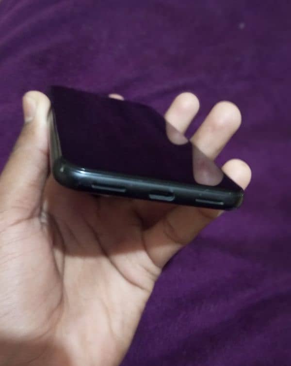 Google pixel 4 contact no: 03029083202 only WhatsApp 1