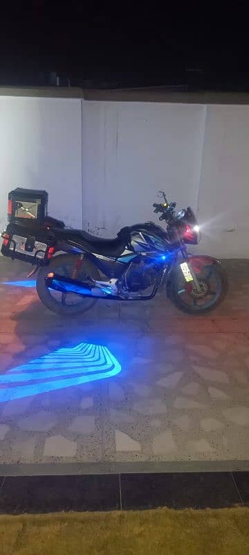 Honda Cb150f 2018 Model with boxes 12