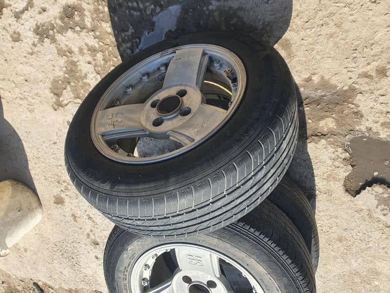 Allorims 14inch with brand new tyres no puncture at all except in one 3