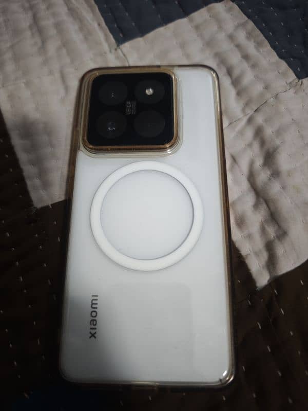 Xiaomi 14pro 12 256 striple 50 camera 7