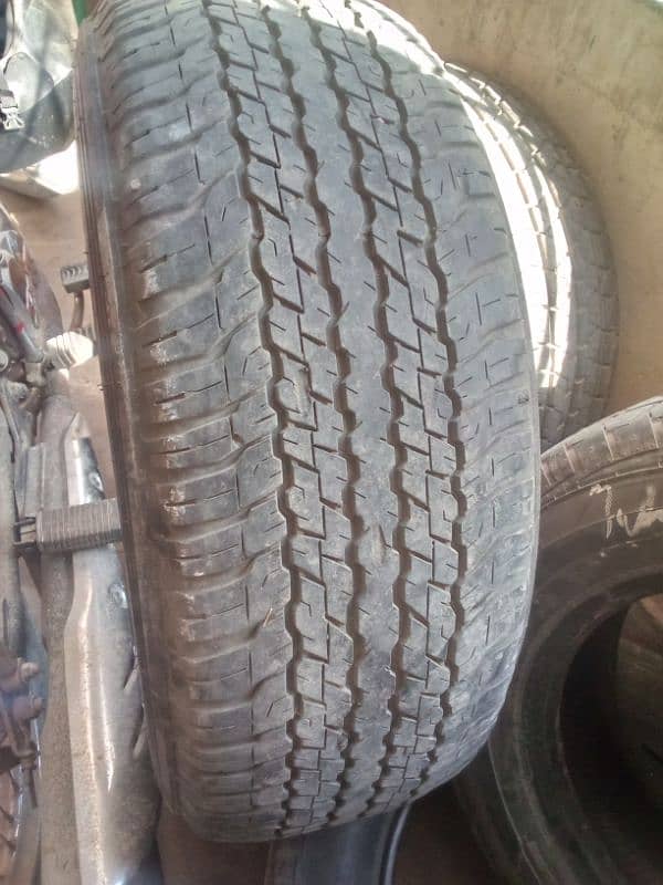 265/65 R17 Dunlop tyre 6