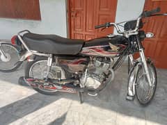 HONDA CG 125 LUSH and GENWAIN condition ma 2024 model . . .