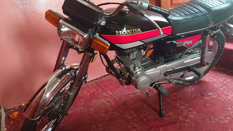 HONDA 125 POINT KARACHI NUMBER 4