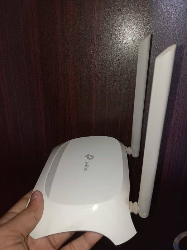 TP-LINK ROUTER 300 Mbps 2 Antenna 2