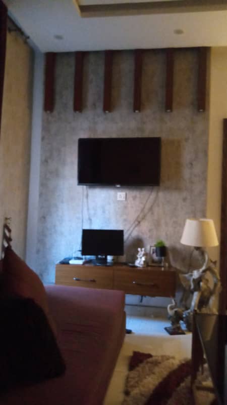 Furnished Room for rent in dha phase 8 ex park view 7