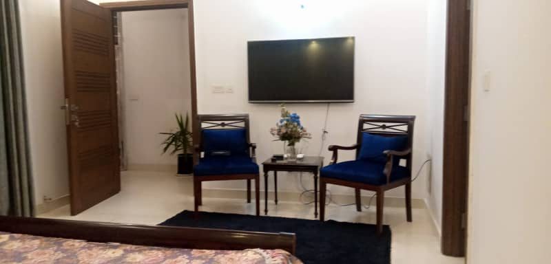 Furnished Room for rent in dha phase 8 ex park view 12