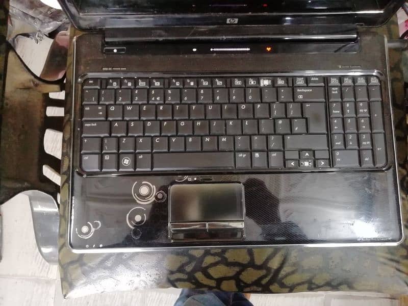 HP pavilion entertainment pc i5 /model 2112sa 7