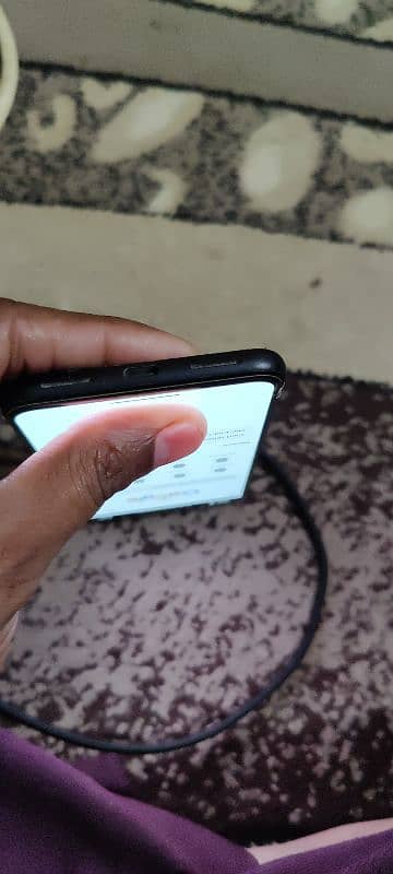 Google pixel 4xl mobile 6gb 64gb fac id working in great condition pta 7