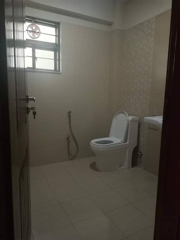 Brend New apartment for sale in Askari 11 sec-B Lahore 13