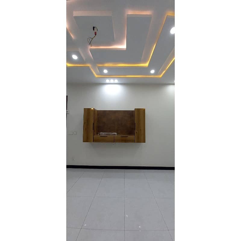 10 Marla Brand New House For Sale In Bahria Orchard Lahore 4