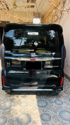 Honda N Box Custom 2021