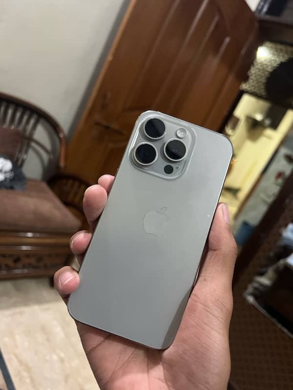 iphone 15 pro 0