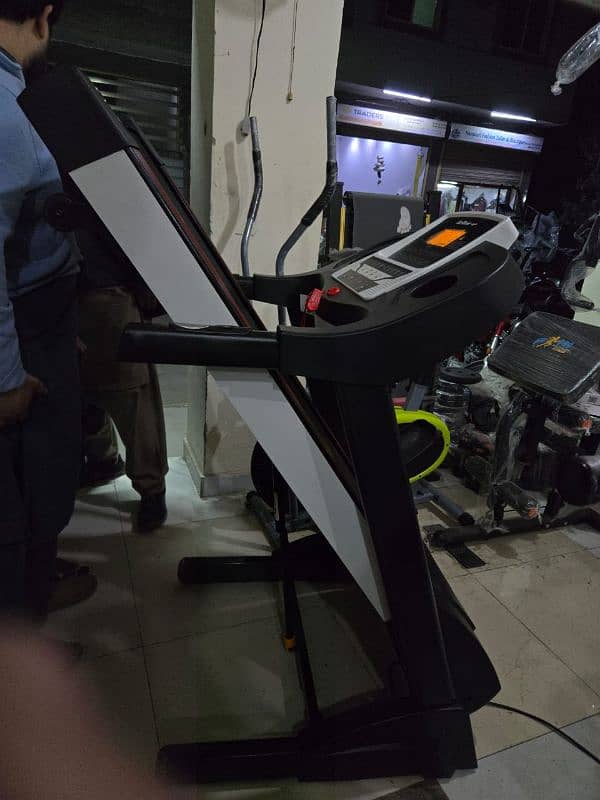 treadmils. (0309 5885468). ellapticals. gym cycles. home gym. dumbles 7