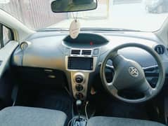 Toyota Vitz 2010