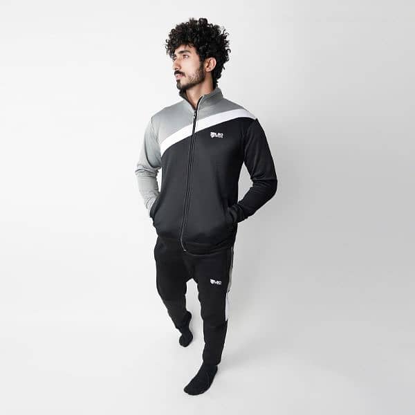 Tracksuit For winter and summer 0