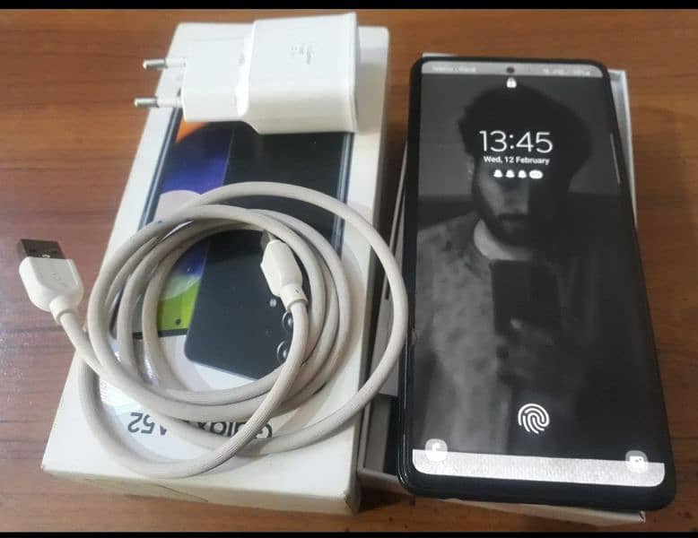 samsung a52 9/10 8/128 gb black color 2