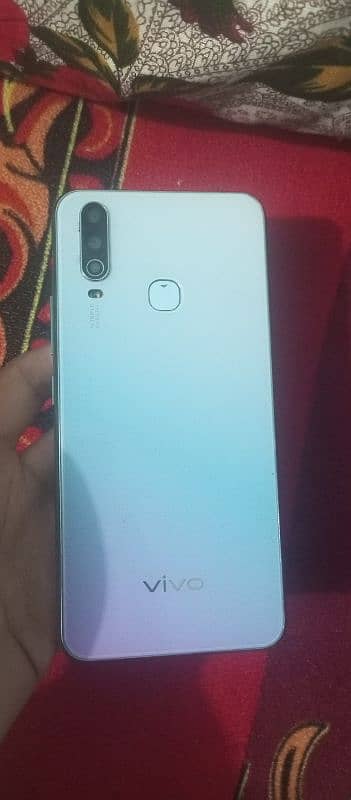 vivo y17     15500 0