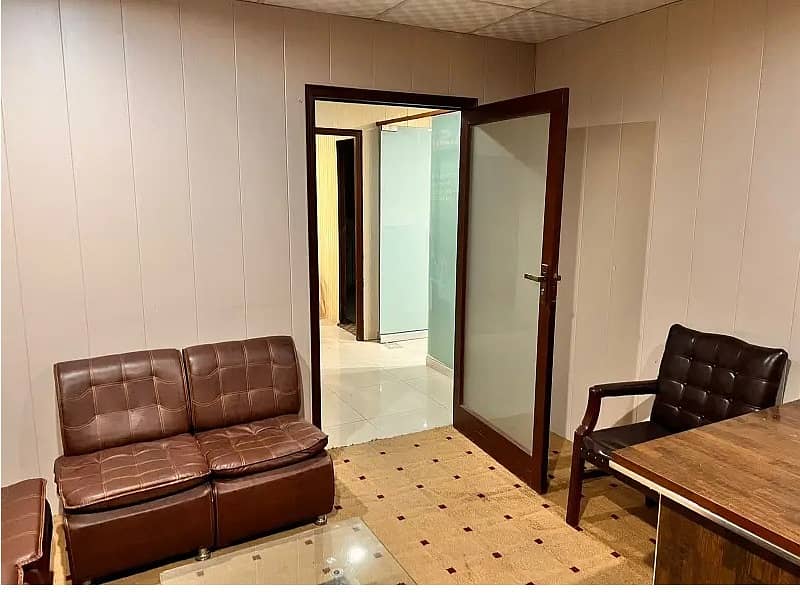 Area 1800 Square Feet Corporate Office Available For Rent On Reasonable Rent Gulberg 3 Lahore 9