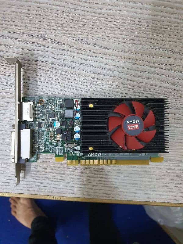 AMD Readeon 2GB graphic card 2