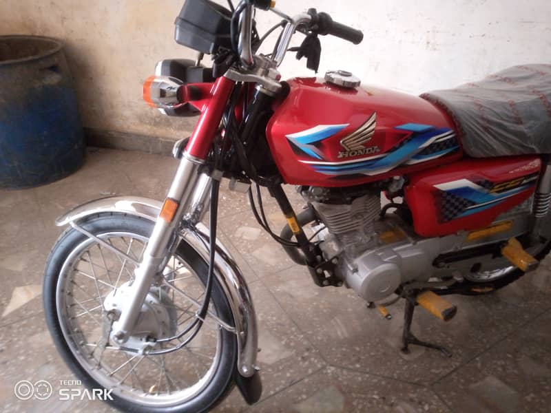 Honda CG 125 2024 4