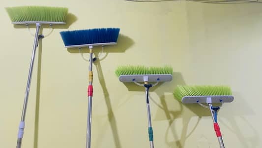 Solar panel cleaning brush with water flow pipe 10 feet O344,433O726