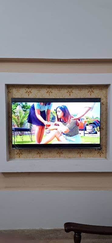 Haier 50 Inch LED just Box open (50S80] 0