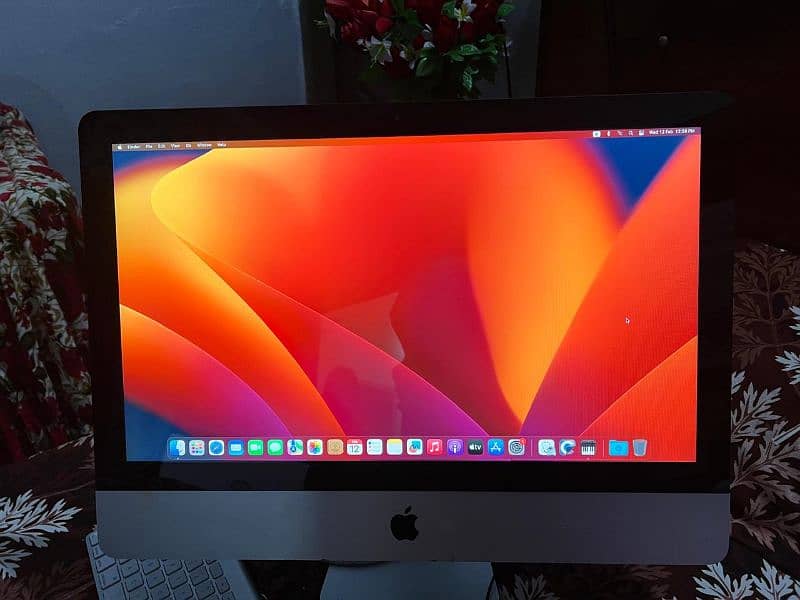 21.5-inch iMac (2017) 6